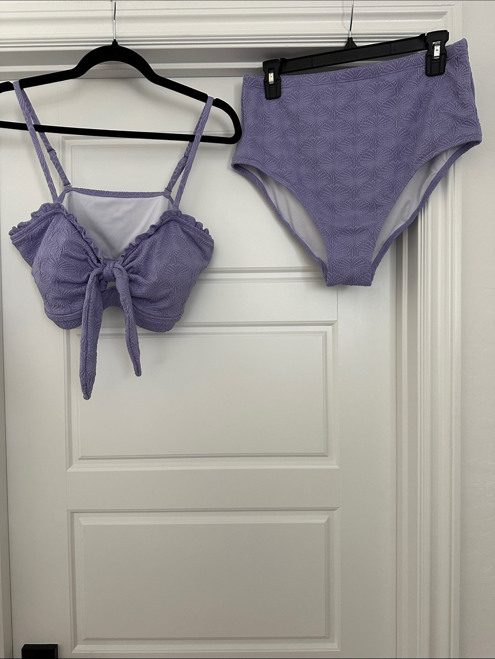 Seashell Textured Bikini Set - Picture 5 of 6